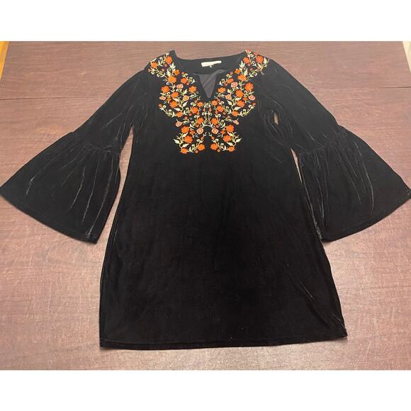 Black Velvet Red Floral Embroidered Neckline Flare Bell Sleeve Mini Dress XS - Picture 1 of 9